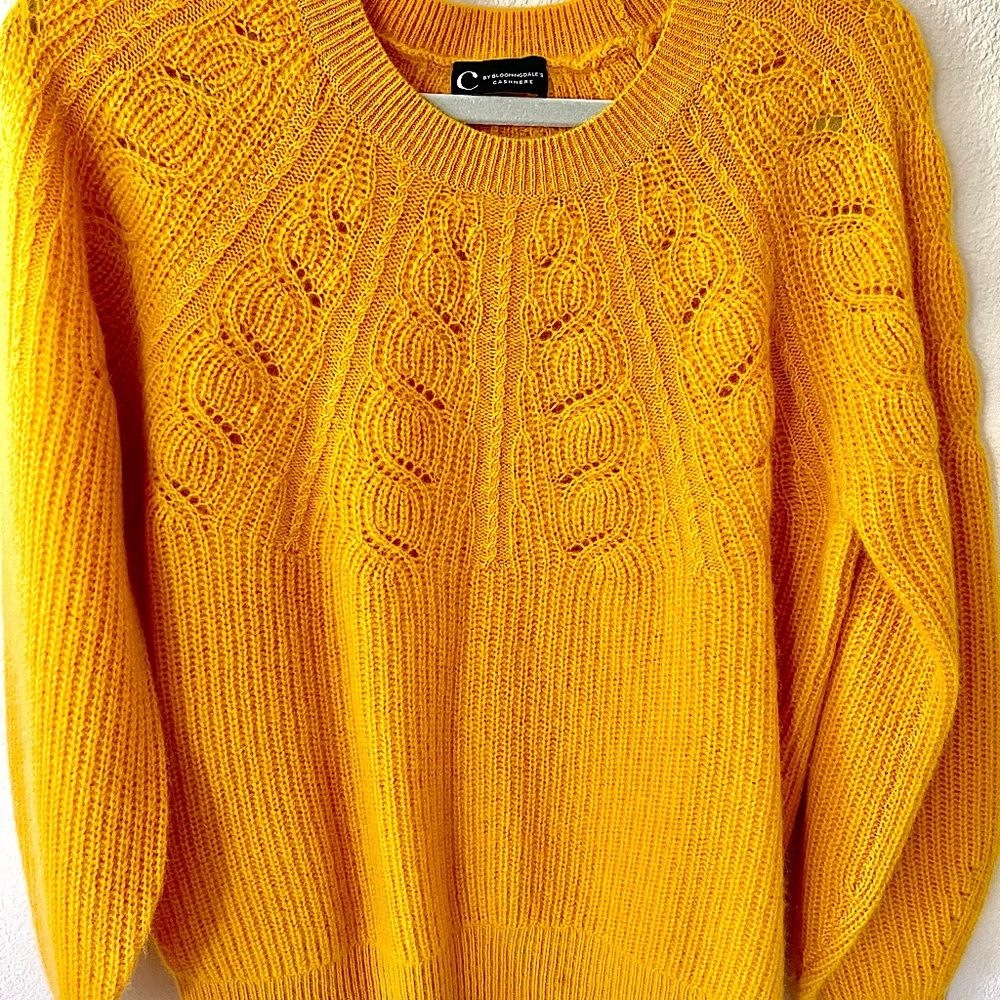 A beautiful Cashmere Sweater